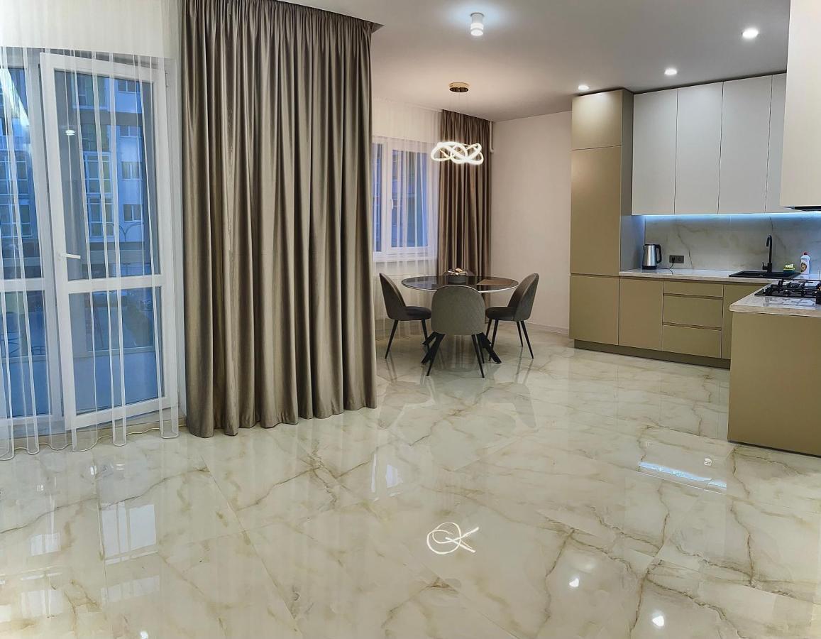 Жк Great Britain Apartment 利沃夫 外观 照片